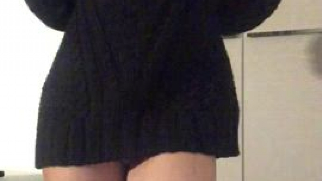 I wanna be your sextoy. Do you want to use my body?