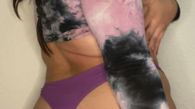 Do you like MILF booty?