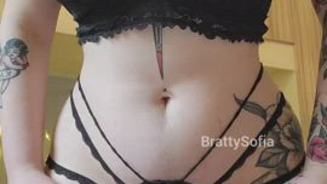 Looking for a fuck buddy, any volunteers?