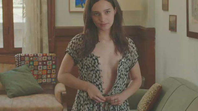 Denise Tantucci - Gorgeous Italian plot in 'Three Floors'