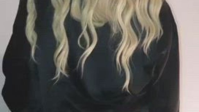 Upvote for FREE nude in your Dm