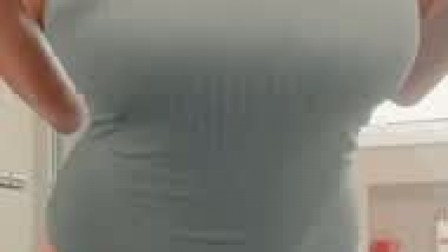 Is my 2021 bikini body fuckable?