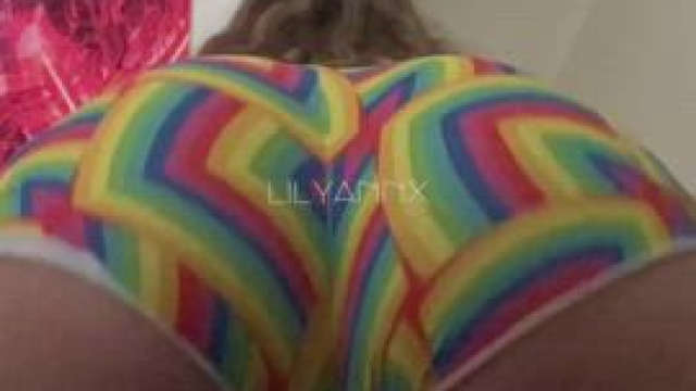 Booty Shorts in Slow Motion