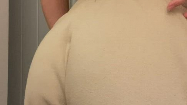 Ass reveal to show off my booty gains