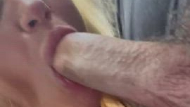 Hubby drives us around while I get close up action shots.