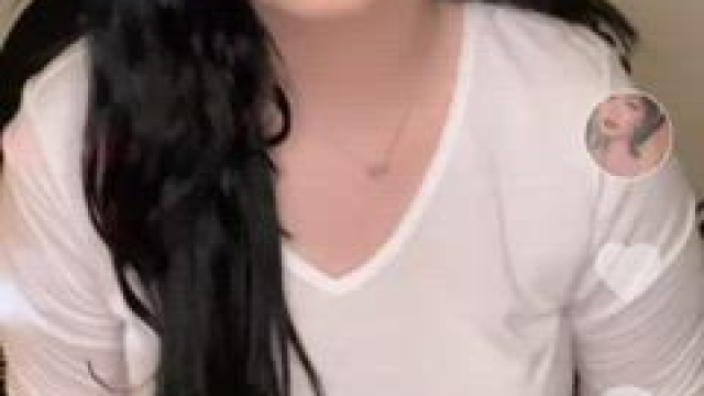 I hate this video with a passion but there's a pussy flash for yall