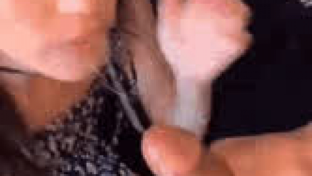 Big dick paints face in cum