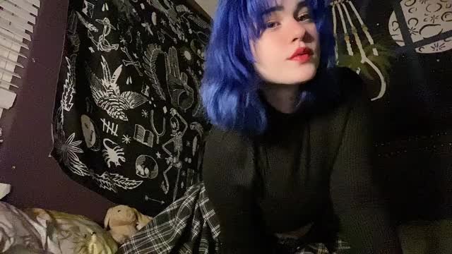 tease my nipples w/ me and bang the shit outta me!