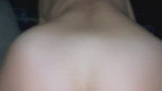 Literally nothing is better than riding after a creampie