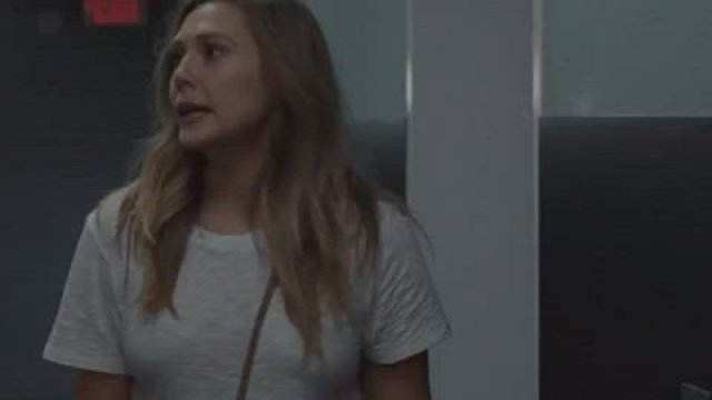 Elizabeth olsen + seat belt effect = pure pleasure