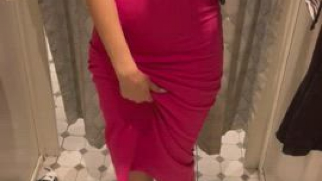 Lift my dress and fill me in my heels!