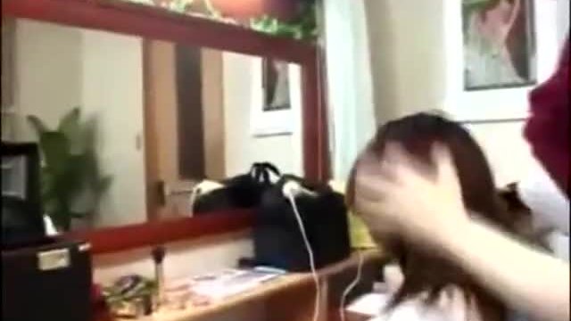 Fucking Hairdresser During Haircut