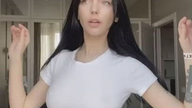 Would you screw me at first date?