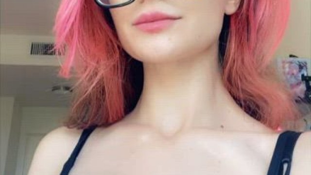 The quiet nerdy girl from school asks for your snap then sends you this... wyd?