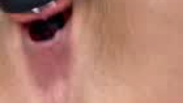 I get really wet & creamy when getting fucked hard.