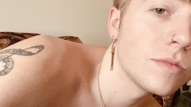 Hey daddy, guess what? Iâm your present this year !!