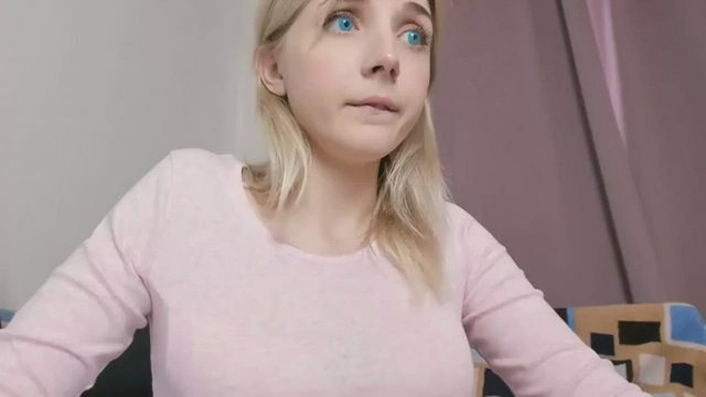 Cutie camgirl masturbates on camera ends with an O-face orgasm