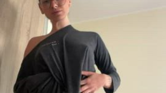 Trying to seduce you with my tummie [gif]