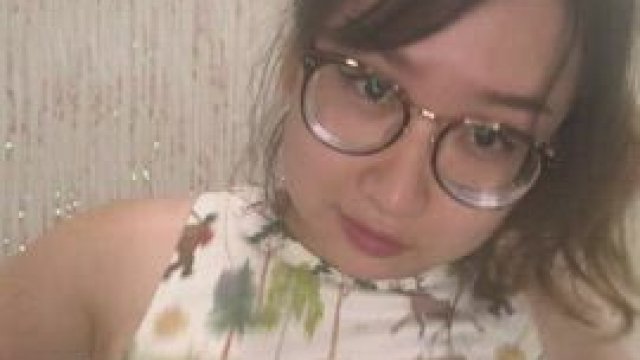 I showed you my nipples, please respond