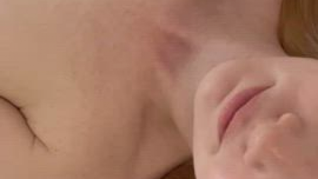 If you can eat pussy and finger at the same time, you're the man of my dreams