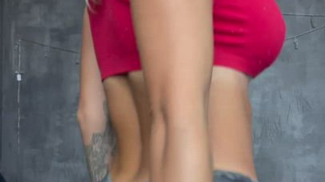 I'm going on a date today, what do you think the sex will be on the first date?)