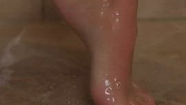 Shower is so good my feet were slipping