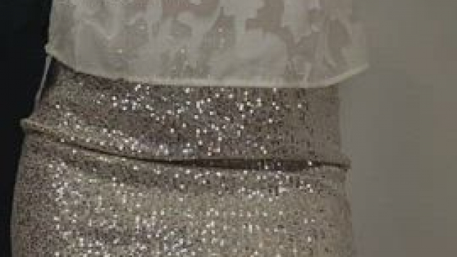 My pussy wants to be played with as soon as I step in a fitting room