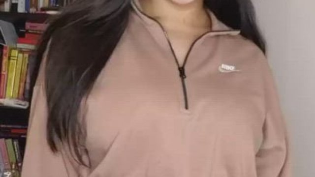 Busty + Strip [Link 11 videos in comments]