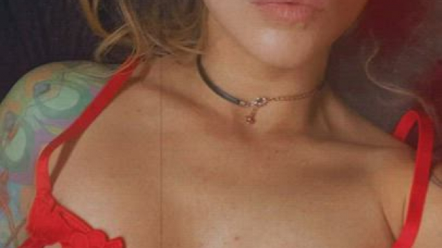 Do like me in red lace? ;)