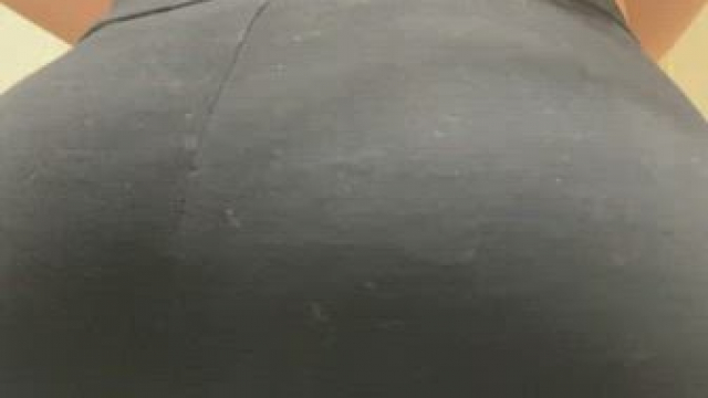 You can play with my booty all night long