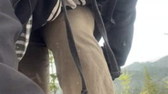 Wanna join this Filipina on a hike?