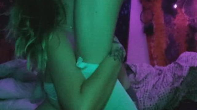 I wanna wear you like a mask