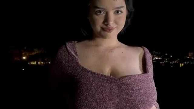 what gets your attraction more, my boobs or my top? (m cups)