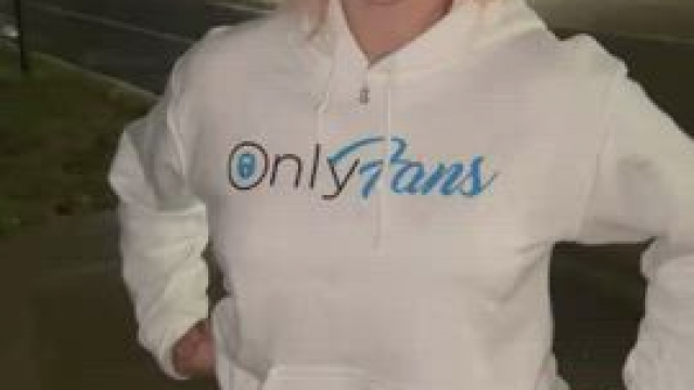 These boobs were made for flashing (: