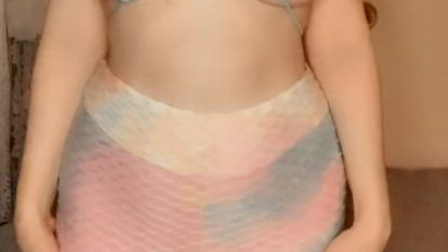 I’m 6 feet tall and I’d like to show you my body naked [oc] [34DDD]