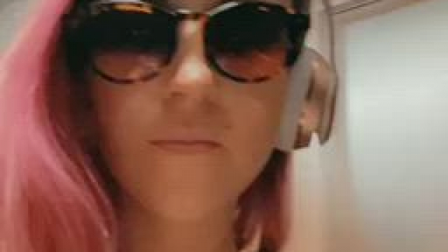 Trying to play with my vagina before the doors to this elevator opened, what a ru