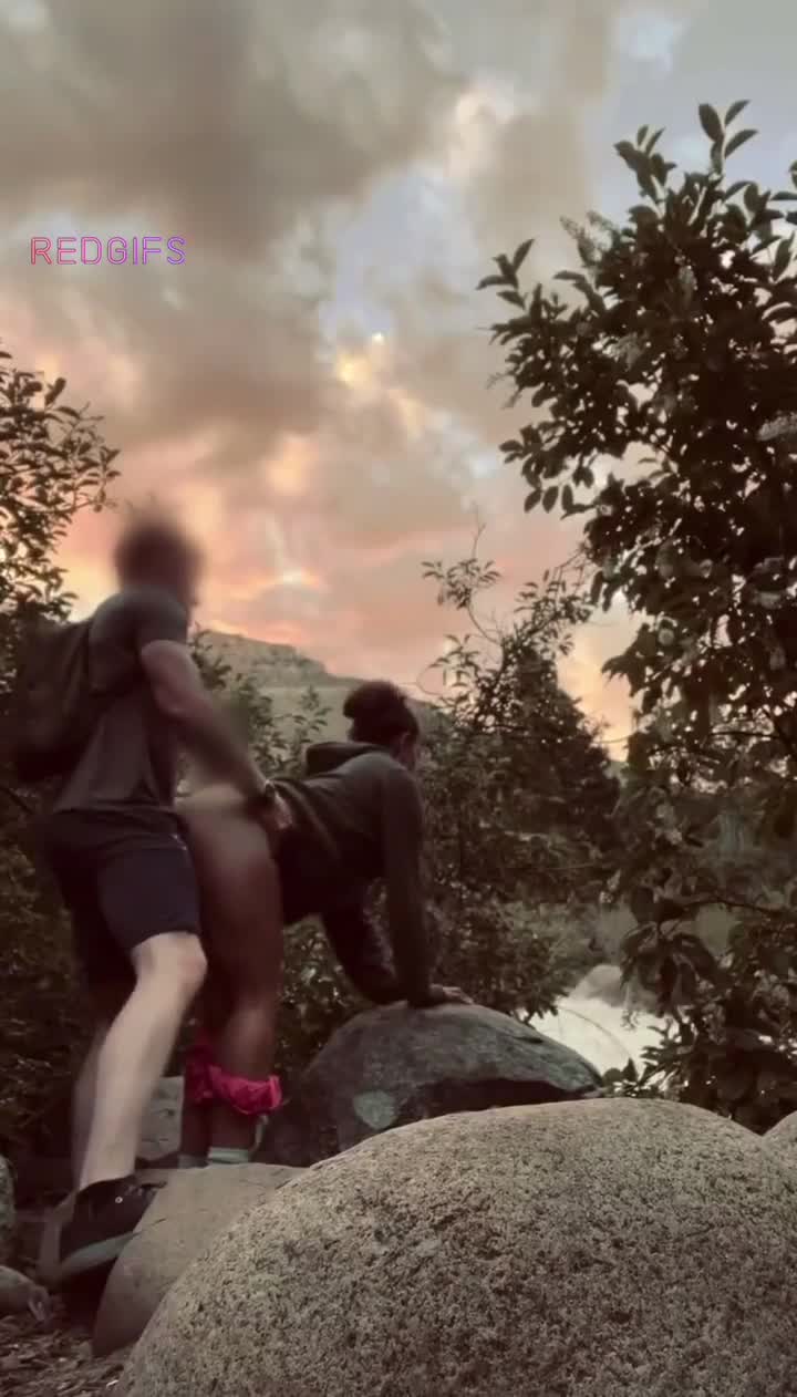 I took a short break from the mountain walk...
