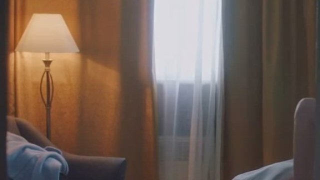 Karen Gillan naked plot in The Party's Just Beggining