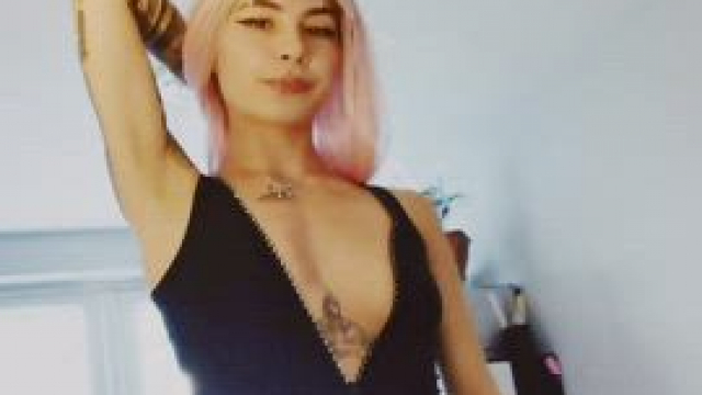 I want to fuck one lucky Redditor. Who wants to be the one?