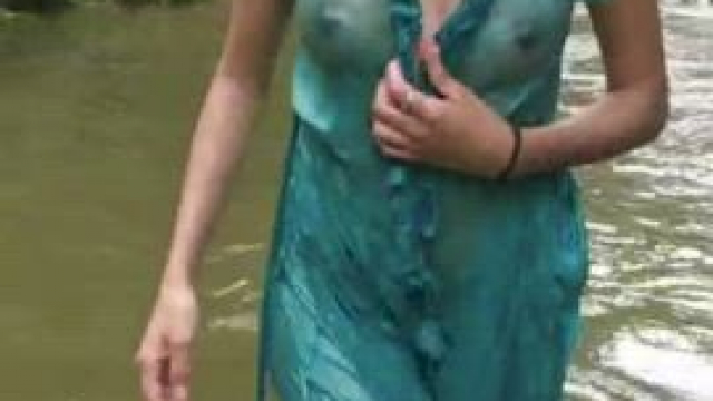 It's a perfect place for you to come here with me. [F]