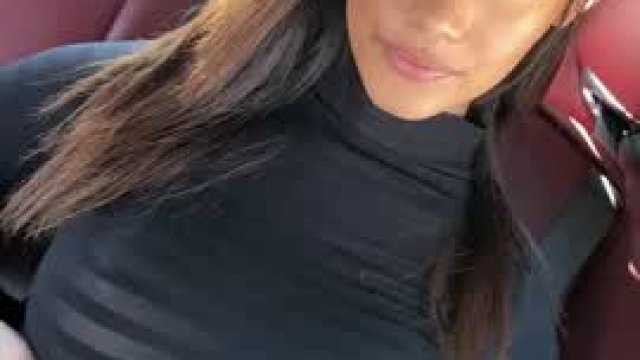 Get Her Latest Content Mega File link in the Comments 