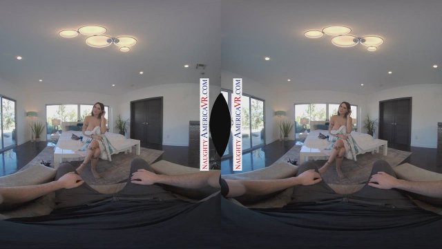 BUSTY BABE GABBIE CARTER HAS ENOUGH TIME TO FUCK YOUR BRAINS OUT