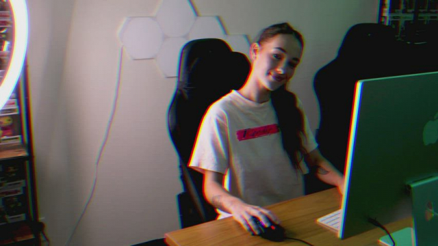 I make porn reaction videos on PH