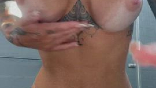 I long to feel your hands on my body