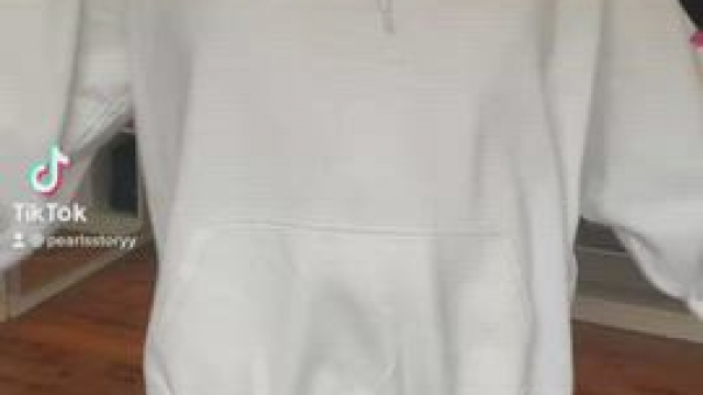 Are pregnant girls still cute?