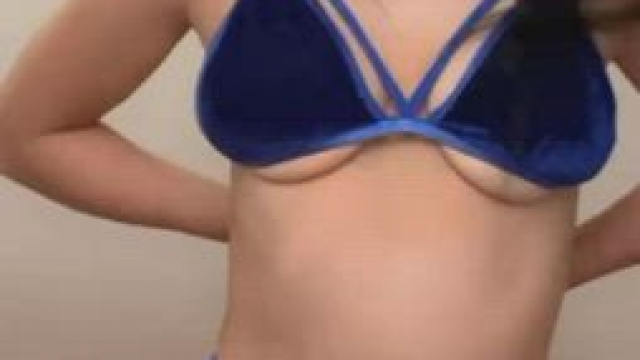 let me dance on your face baby