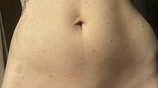 Tell me you like my shaven pussy.