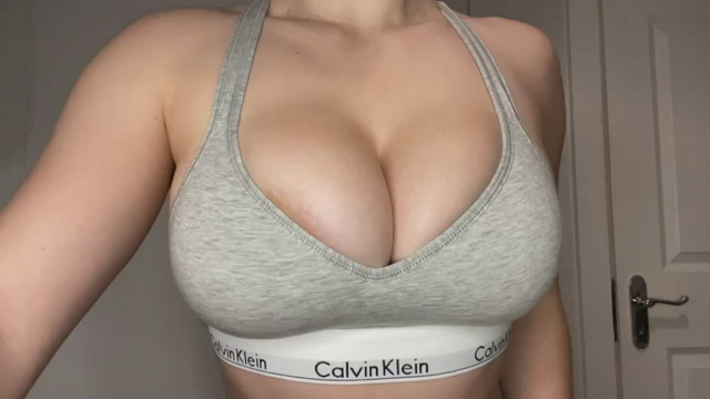 Most Whores want yachts but I prefer motorboating xoxo