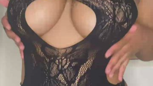 huge boobs + lingerie make the perfect combo