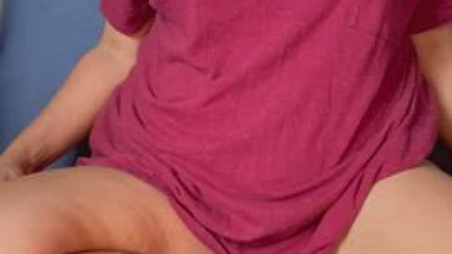 A peek for titty Tuesday